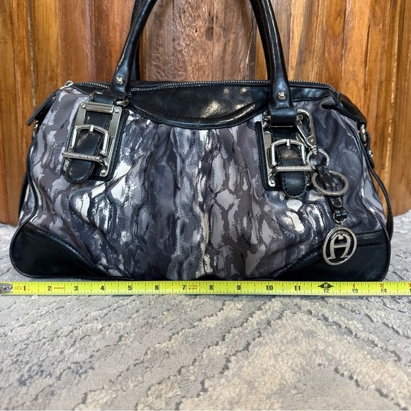 ETIENNE AIGNER Large Shoulder Bag Leather And Fabric Monogram Black Purple F - Picture 2 of 12